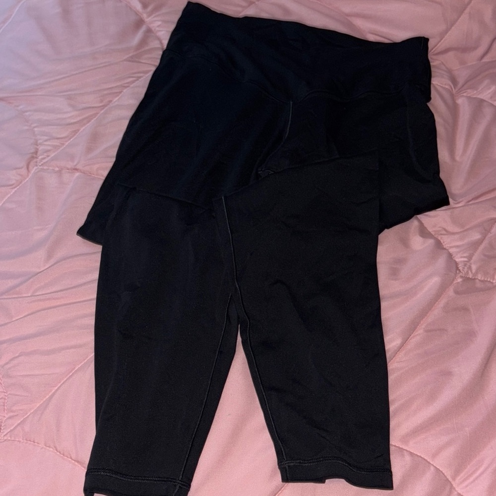 Black Capri Leggings